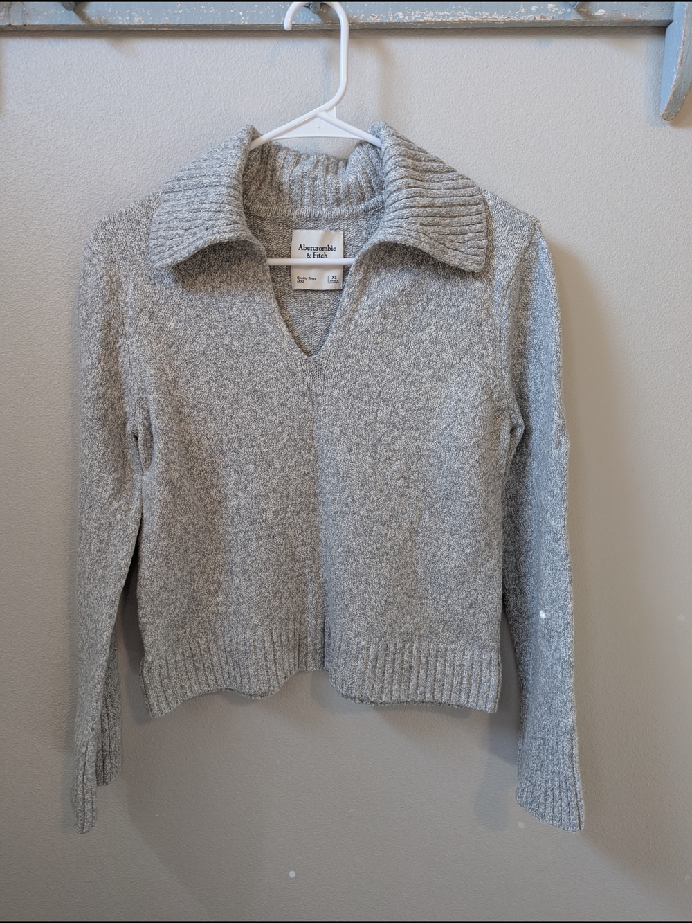 Abercrombie & Fitch Gray V-Neck Collared Sweater